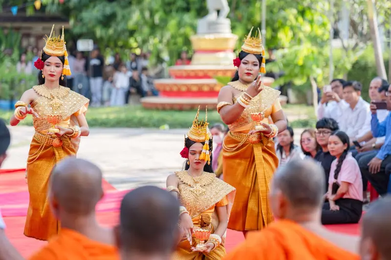 ทัวร์เวียงจันทน์ไฟไหม้ ราคาลดกระหน่ำ